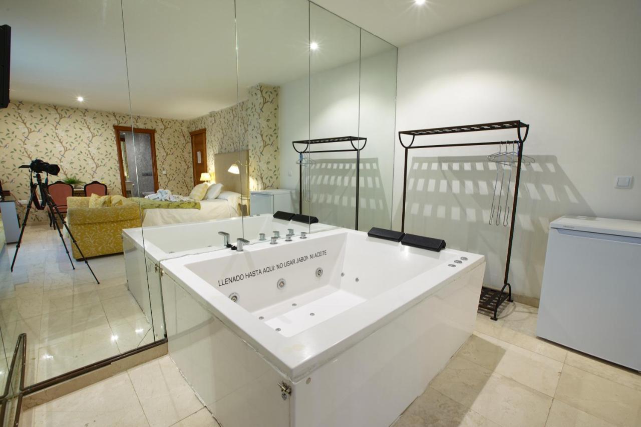 Apartamentos Chvictoria Cuenca  Bagian luar foto